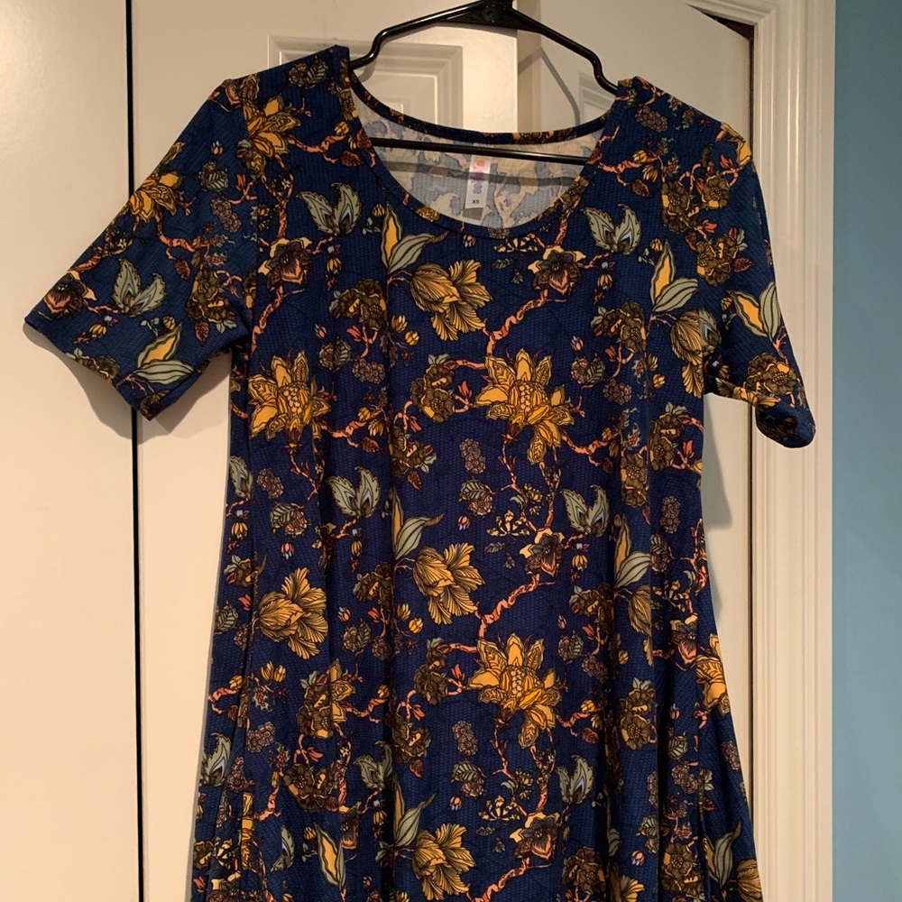LuLaRoe Perfect T